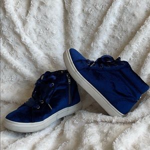 Steve Madden Blue Velvet Sneakers